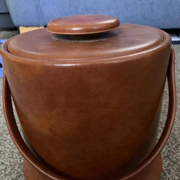 Vintage Midcentury Kraftware Insulated Ice Bucket. Lid and Handle. EUC - Picture 5 of 9